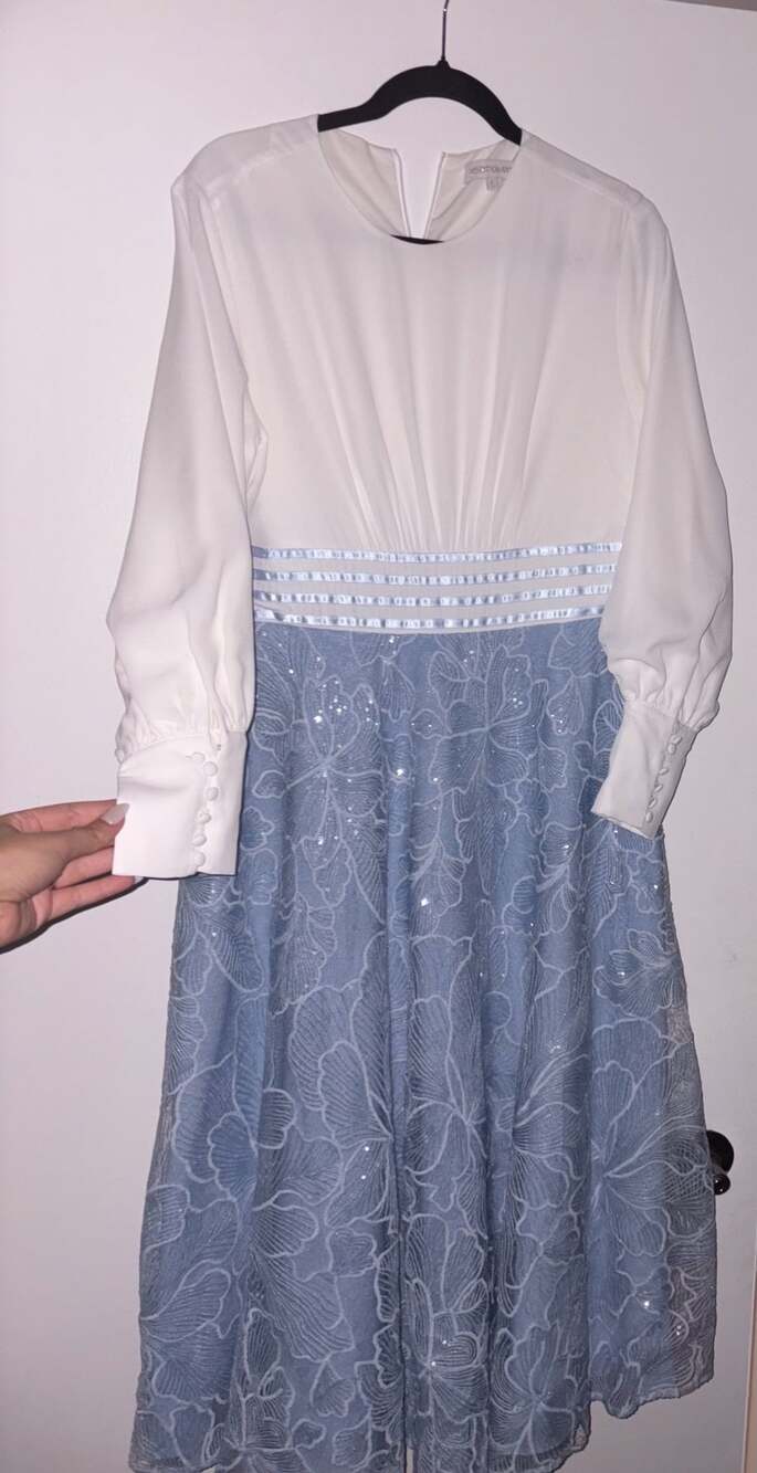 Eshet Chayil Dress Size L White Light Blue Floral Sequin Chiffon Midi